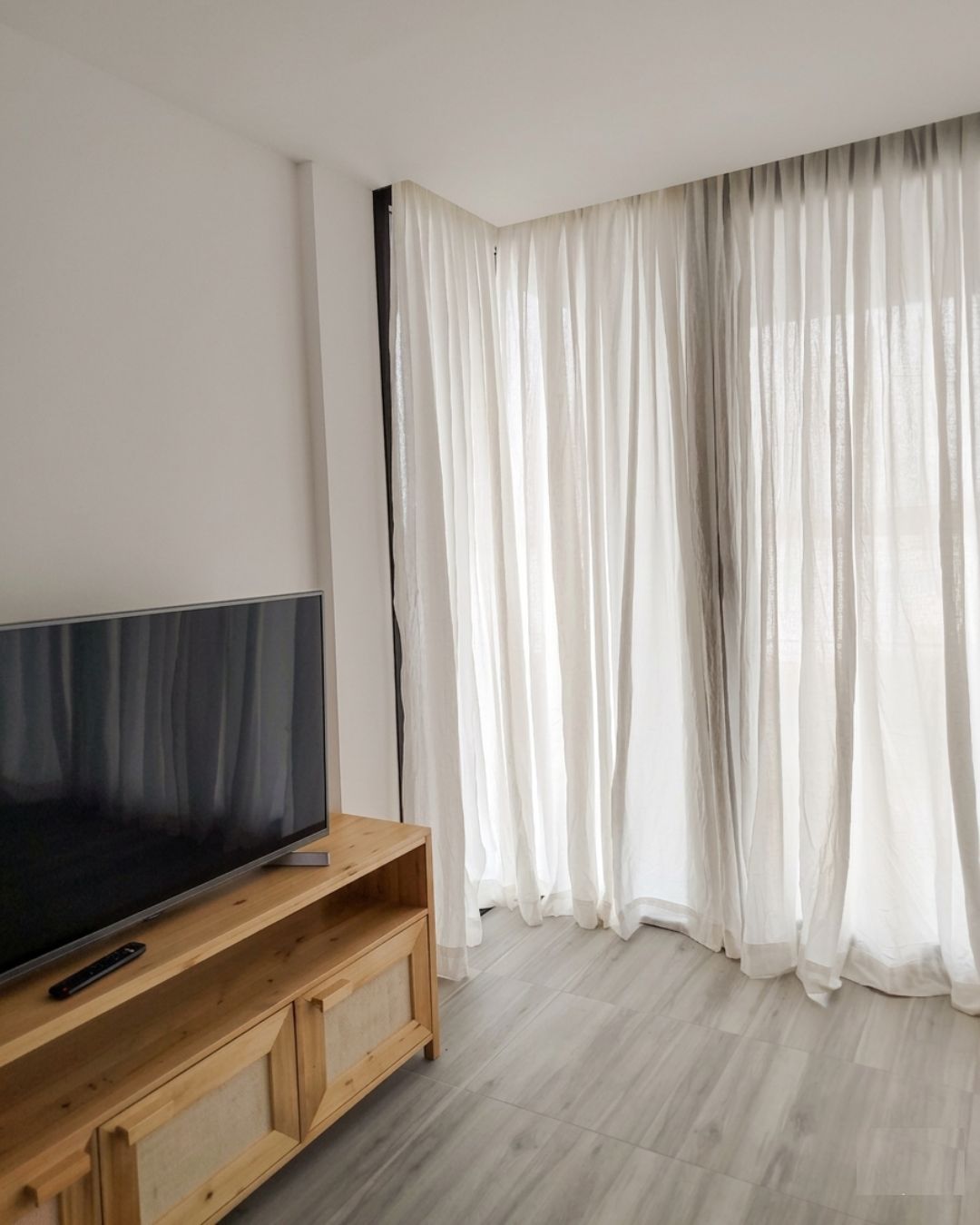 bucaran textil - cortina gasa algodon lavada off white blanco Cortinas de Gasa de Algodón Off White 230x220 cm – 2 Paños - Imagen 1